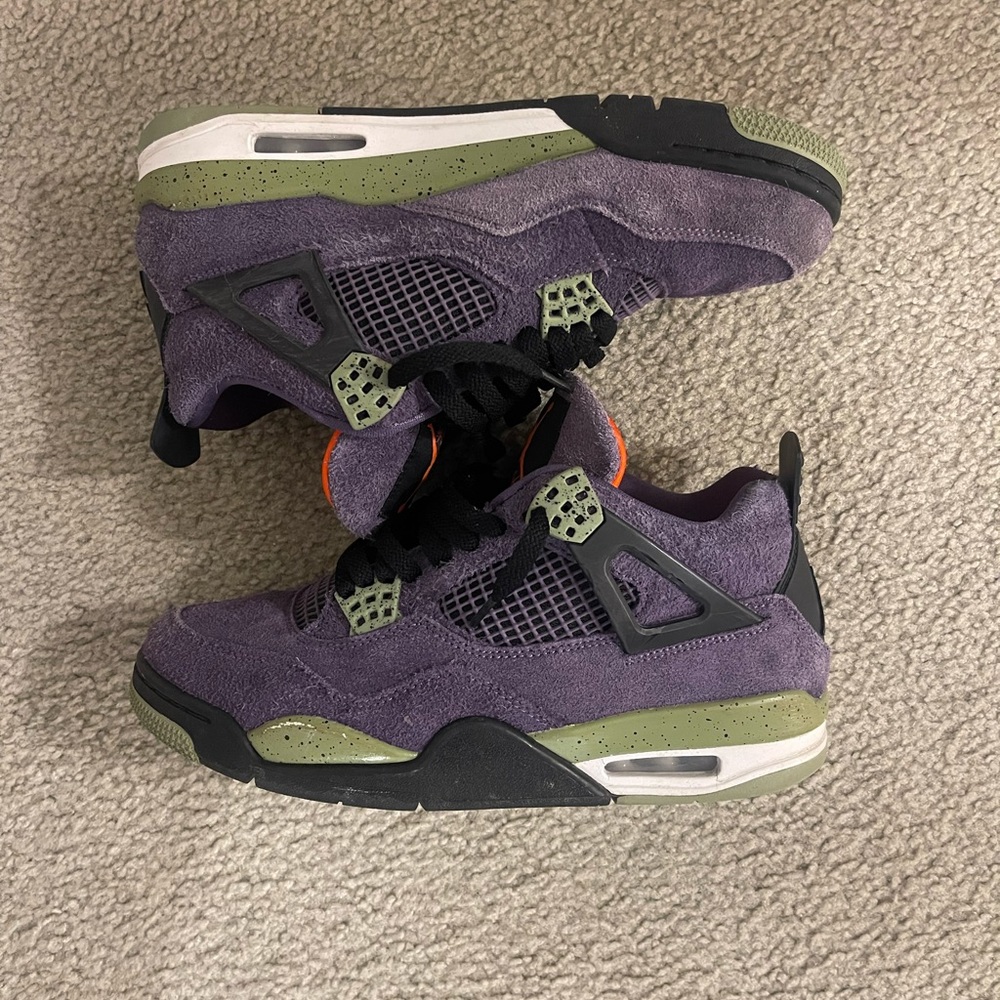 Jordan Retro 4 “ Canyon Purple “ Women’s - READ DESCRIPTION FOR SHOE DETAILS !!!